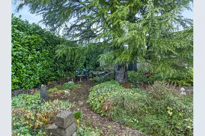 4833 SW Buddington St, Portland, OR 97219 - Photo 31