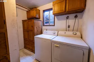 10285 NW 314th Ave, North Plains, OR 97133 - Photo 21