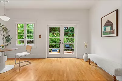 908 NW 25th Ave, Portland, OR 97210 - Photo 15