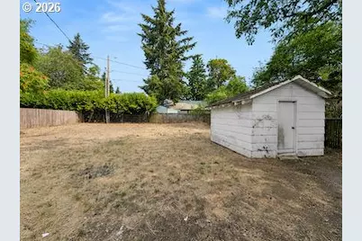 10505 SE Long St, Portland, OR 97266 - Photo 25