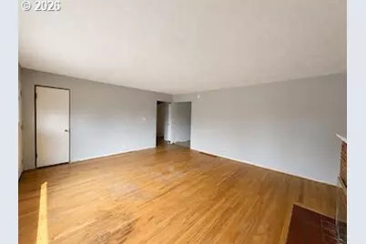 10505 SE Long St, Portland, OR 97266 - Photo 5