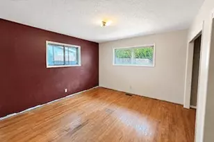 10505 SE Long St, Portland, OR 97266 - Photo 9
