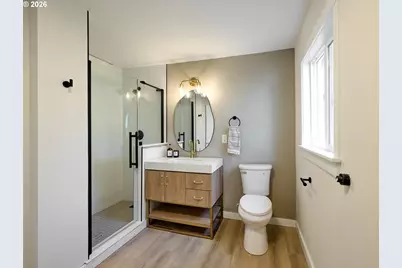 7911 SE Sunnyside Dr, Milwaukie, OR 97222 - Photo 31