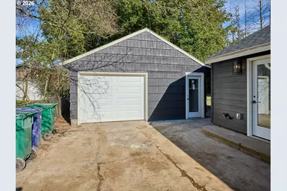 7911 SE Sunnyside Dr, Milwaukie, OR 97222 - Photo 37