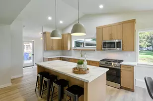 7911 SE Sunnyside Dr, Milwaukie, OR 97222 - Photo 9