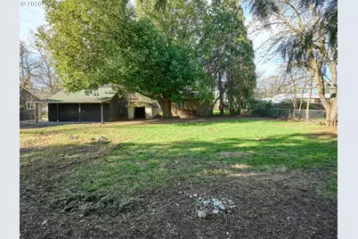 7911 SE Sunnyside Dr, Milwaukie, OR 97222 - Photo 41