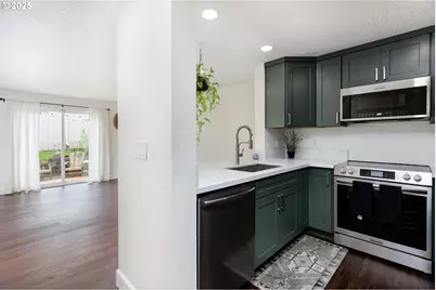 13949 Beavercreek Rd #107, Oregon City, OR 97045 - Photo 9