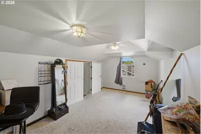 1635 Garfield St, North Bend, OR 97459 - Photo 23