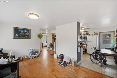 1635 Garfield St, North Bend, OR 97459 - Photo 5