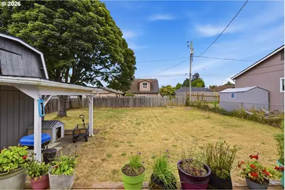 1635 Garfield St, North Bend, OR 97459 - Photo 33