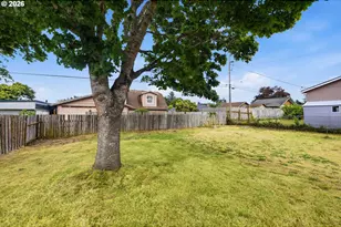 1635 Garfield St, North Bend, OR 97459 - Photo 29