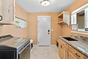 91403 Marbrook Ln, Blue River, OR 97413 - Photo 23