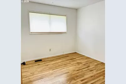 13314 SE Alder St, Portland, OR 97233 - Photo 11