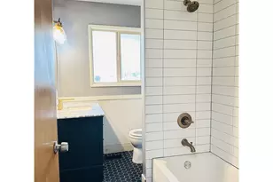 13314 SE Alder St, Portland, OR 97233 - Photo 13