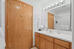 5087 SE 16th Dr, Gresham, OR 97080 - Photo 29