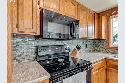 11424 SW 66th Ave, Portland, OR 97223 - Photo 11