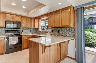 11424 SW 66th Ave, Portland, OR 97223 - Photo 9