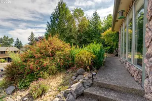 1020 Windemere Dr NW, Salem, OR 97304 - Photo 5