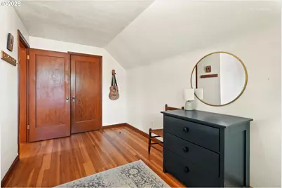 608 NE Floral Pl, Portland, OR 97232 - Photo 21