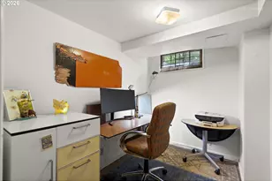 608 NE Floral Pl, Portland, OR 97232 - Photo 27