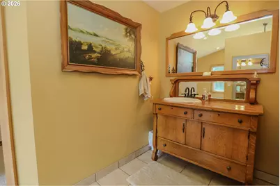 686 Murdock Dr, Oakland, OR 97462 - Photo 23