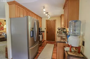 686 Murdock Dr, Oakland, OR 97462 - Photo 13