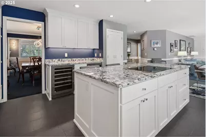 4674 Chelsea Ln, Lake Oswego, OR 97035 - Photo 11