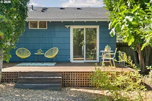 9244 N Allegheny Ave, Portland, OR 97203 - Photo 37