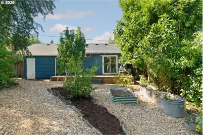 9244 N Allegheny Ave, Portland, OR 97203 - Photo 35