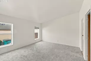 1000 S McKern Ct, Newberg, OR 97132 - Photo 13