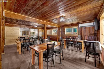 740 E St, Washougal, WA 98671 - Photo 5