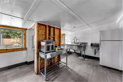 740 E St, Washougal, WA 98671 - Photo 11