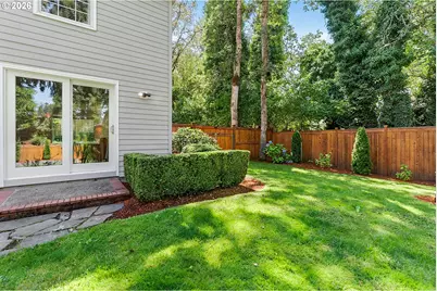 1336 Spyglass Dr, Eugene, OR 97401 - Photo 37
