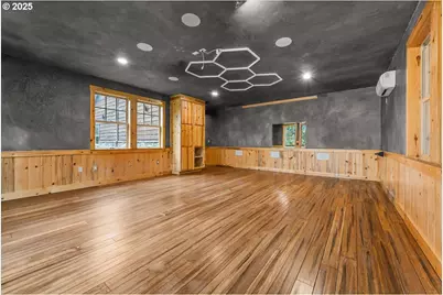 39577 SE Kitzmiller Rd, Eagle Creek, OR 97022 - Photo 17