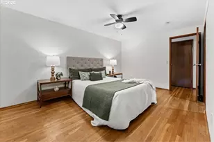 9042 SW Monterey Pl, Portland, OR 97225 - Photo 15
