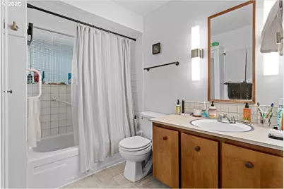 9042 SW Monterey Pl, Portland, OR 97225 - Photo 33