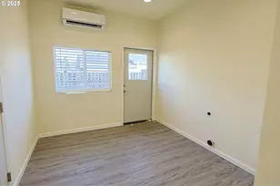 2518 Pacific Ave, North Bend, OR 97459 - Photo 37