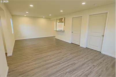 2518 Pacific Ave, North Bend, OR 97459 - Photo 11