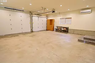 2518 Pacific Ave, North Bend, OR 97459 - Photo 39