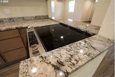 2518 Pacific Ave, North Bend, OR 97459 - Photo 23