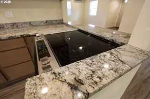 2518 Pacific Ave, North Bend, OR 97459 - Photo 23