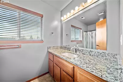 1398 SE 12th Loop, Canby, OR 97013 - Photo 27