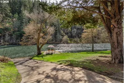 24990 Highway 62, Trail, OR 97541 - Photo 3