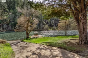 24990 Hwy 62, Trail, OR 97541 - Photo 3