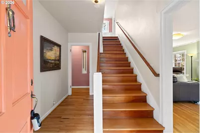900 NE 3rd Ave, Hillsboro, OR 97124 - Photo 3