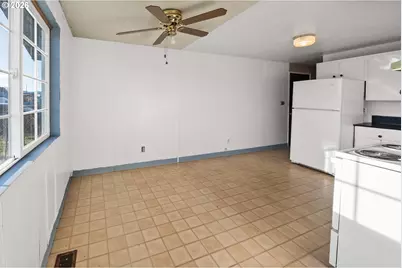 2440 Pine St, Seaside, OR 97138 - Photo 5