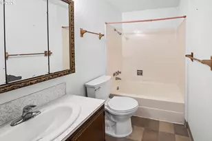 2440 Pine St, Seaside, OR 97138 - Photo 11