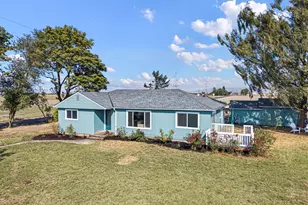 24315 Peoria Rd, Harrisburg, OR 97446 - Photo 3