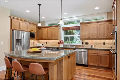 1991 Country Club Rd, Lake Oswego, OR 97034 - Photo 9