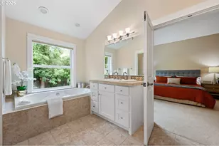 1991 Country Club Rd, Lake Oswego, OR 97034 - Photo 23